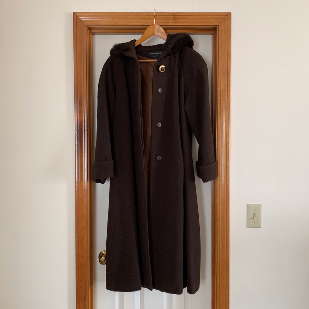 Vintage brown coat with fur hood
